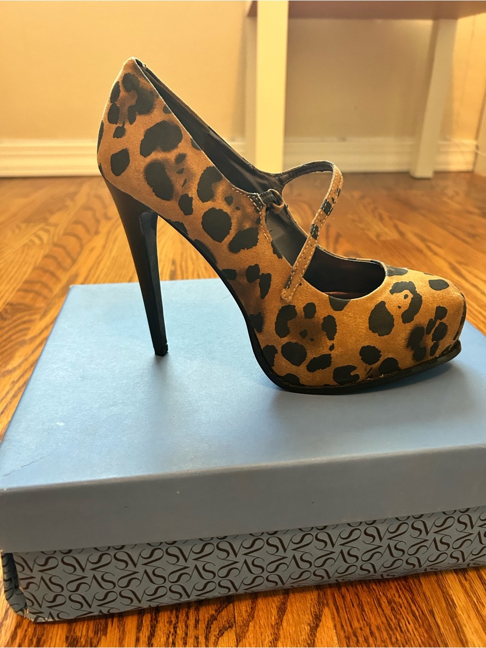 Simply Vera Vera Wang Leopard Mary Jane High Heel Pumps - Tan/Black